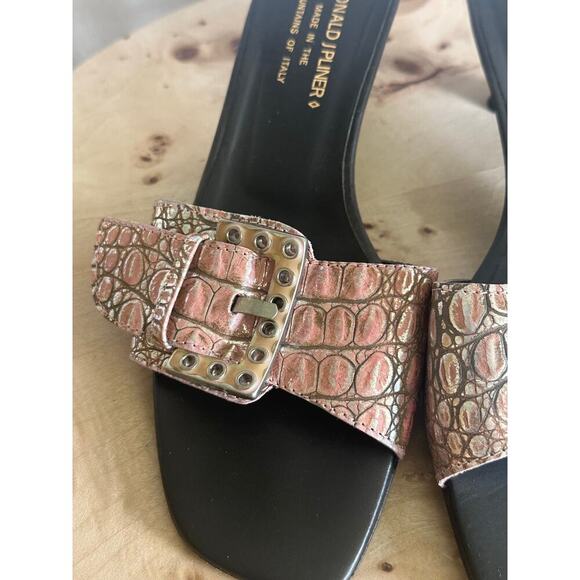 Donald J Pliner Metallic Croc Buckle Slide Sandals – Made in Italy – Size 7.5M - Picture 2 of 4